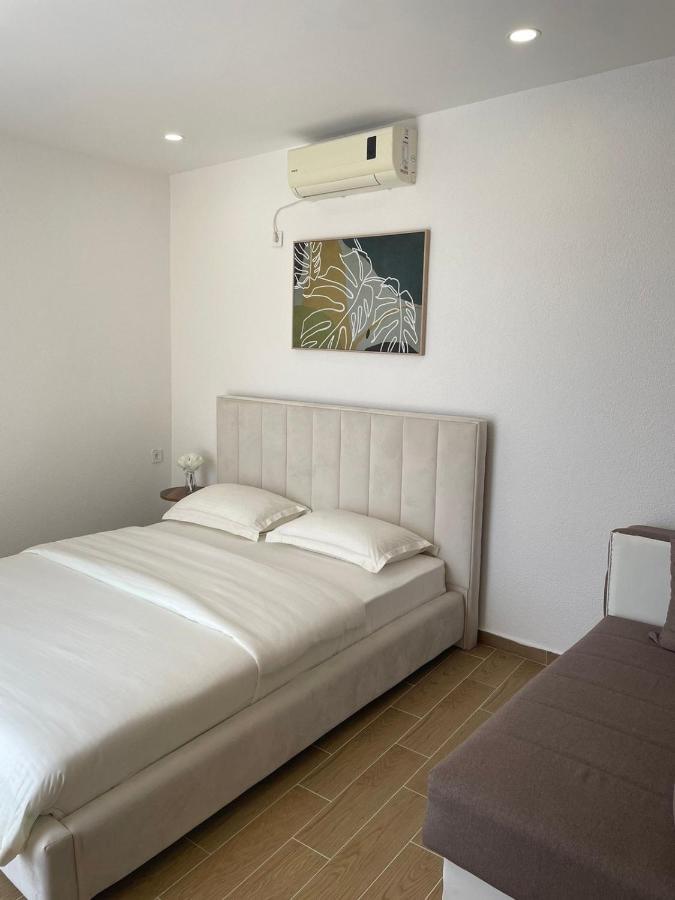 Apartments Basha 1 - Long Beach 乌尔齐尼 外观 照片