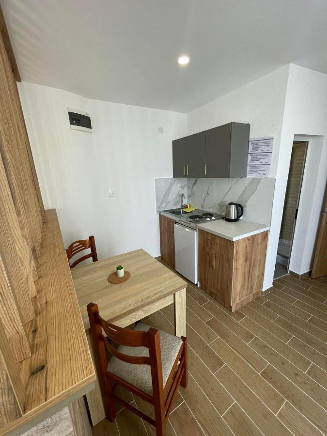 Apartments Basha 1 - Long Beach 乌尔齐尼 外观 照片