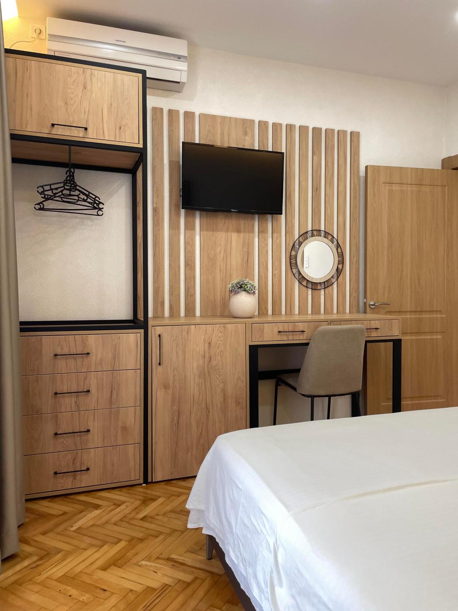 Apartments Basha 1 - Long Beach 乌尔齐尼 外观 照片