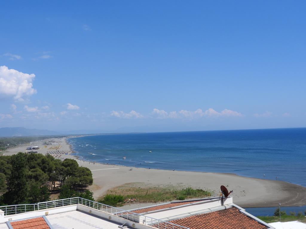 Apartments Basha 1 - Long Beach 乌尔齐尼 外观 照片