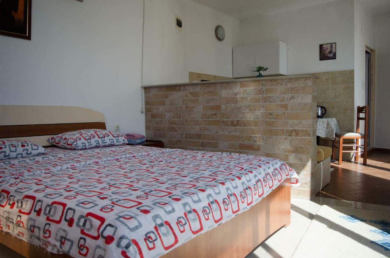 Apartments Basha 1 - Long Beach 乌尔齐尼 外观 照片