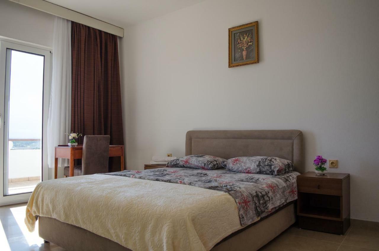Apartments Basha 1 - Long Beach 乌尔齐尼 外观 照片